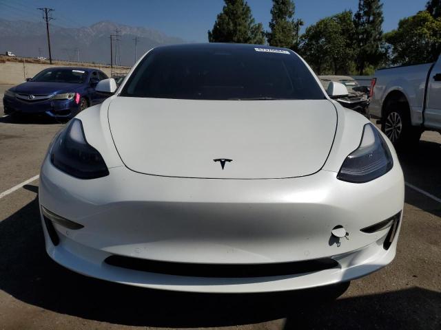  TESLA MODEL 3 2022 Білий