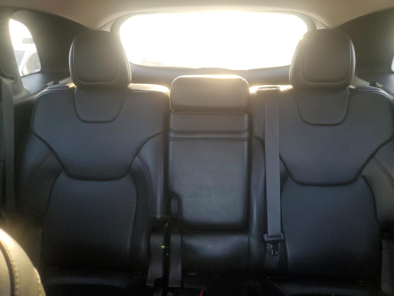 2016 Jeep Cherokee Overland VIN: 1C4PJLJB1GW347647 Lot: 66029484