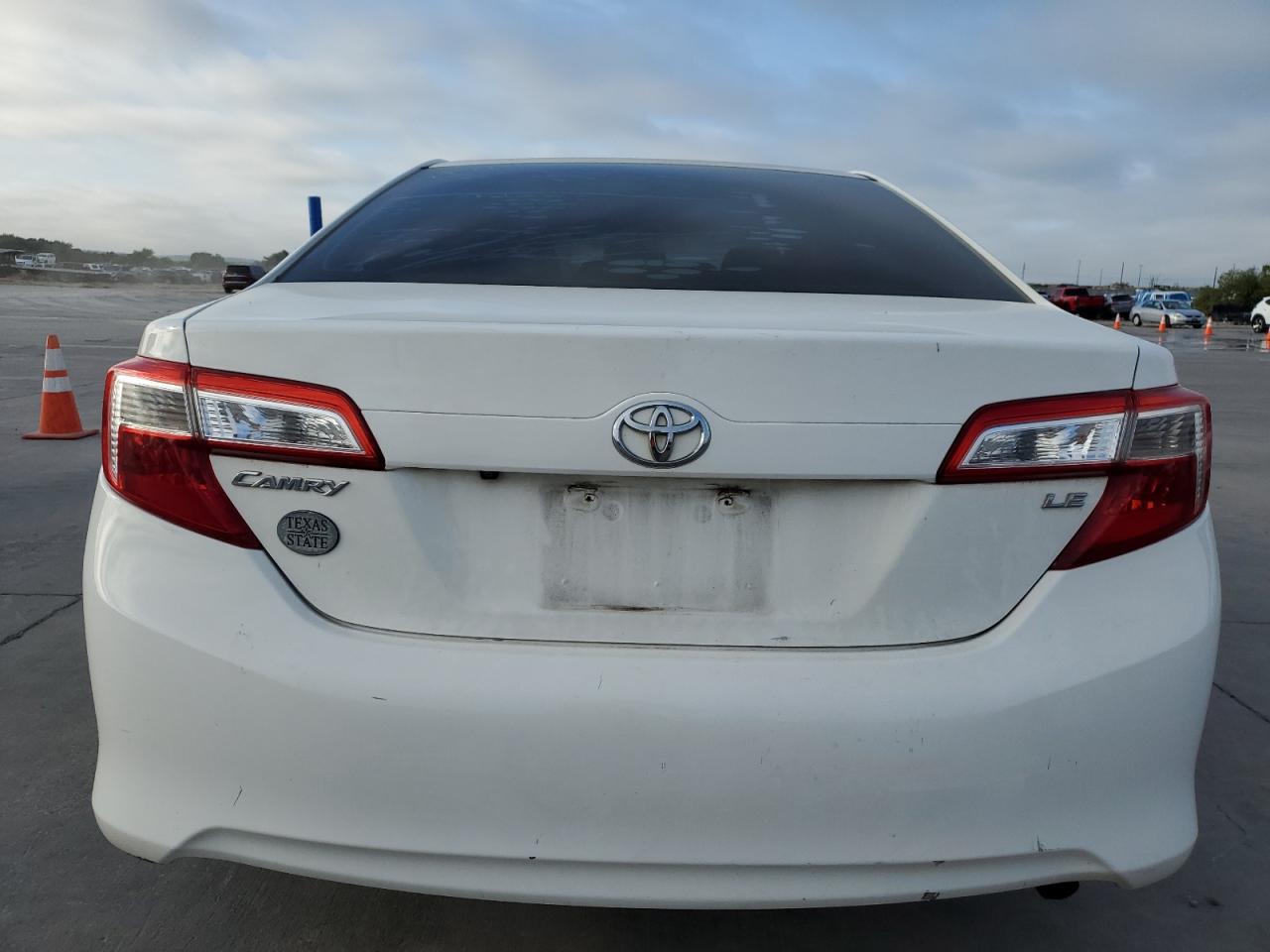 2014 Toyota Camry L VIN: 4T4BF1FK3ER420634 Lot: 69731444