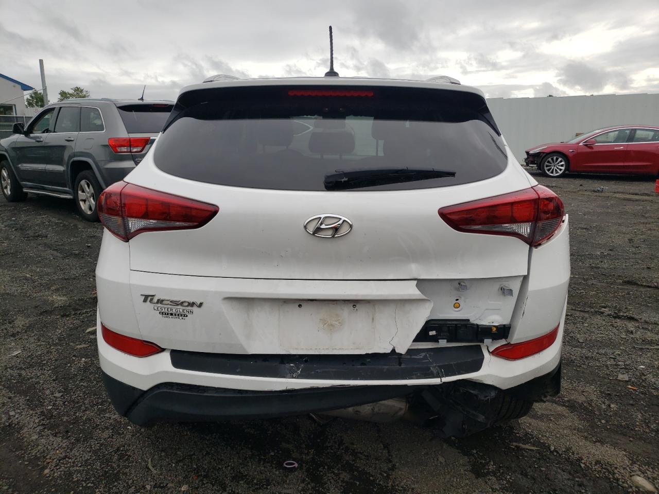 KM8J3CA47HU566168 2017 Hyundai Tucson Limited