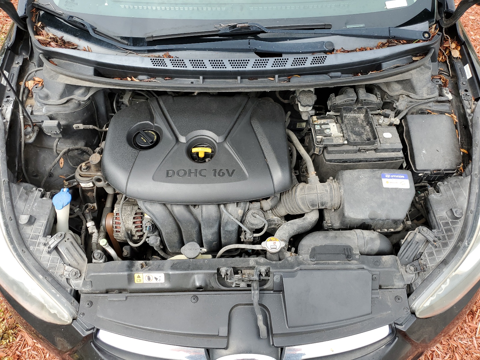 KMHDH4AE9CU273880 2012 Hyundai Elantra Gls