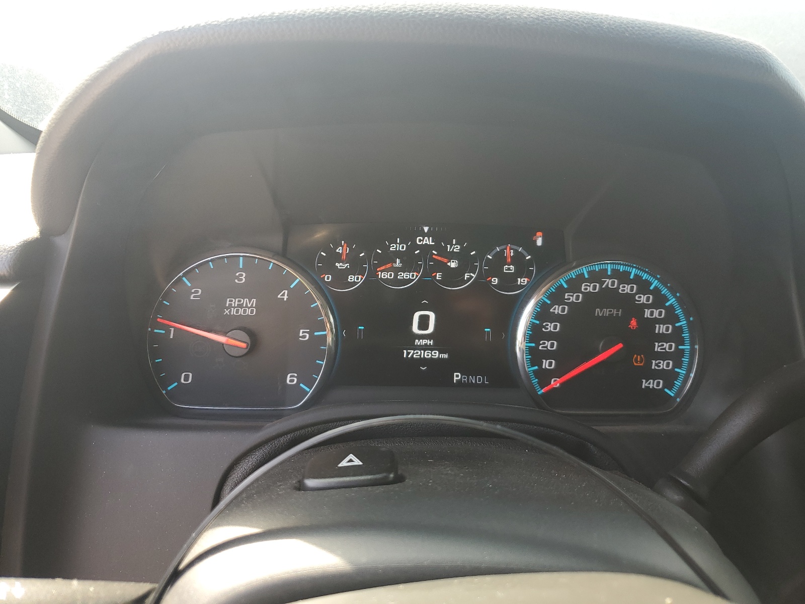 1GNSCCKJ2JR209283 2018 Chevrolet Tahoe C1500 Premier