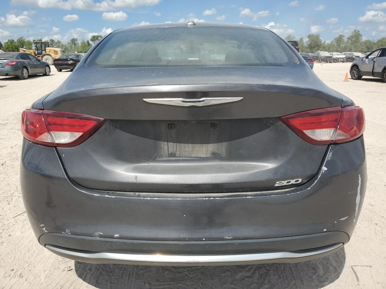 2015 Chrysler 200 Limited VIN: 1C3CCCAB3FN692485 Lot: 65787934