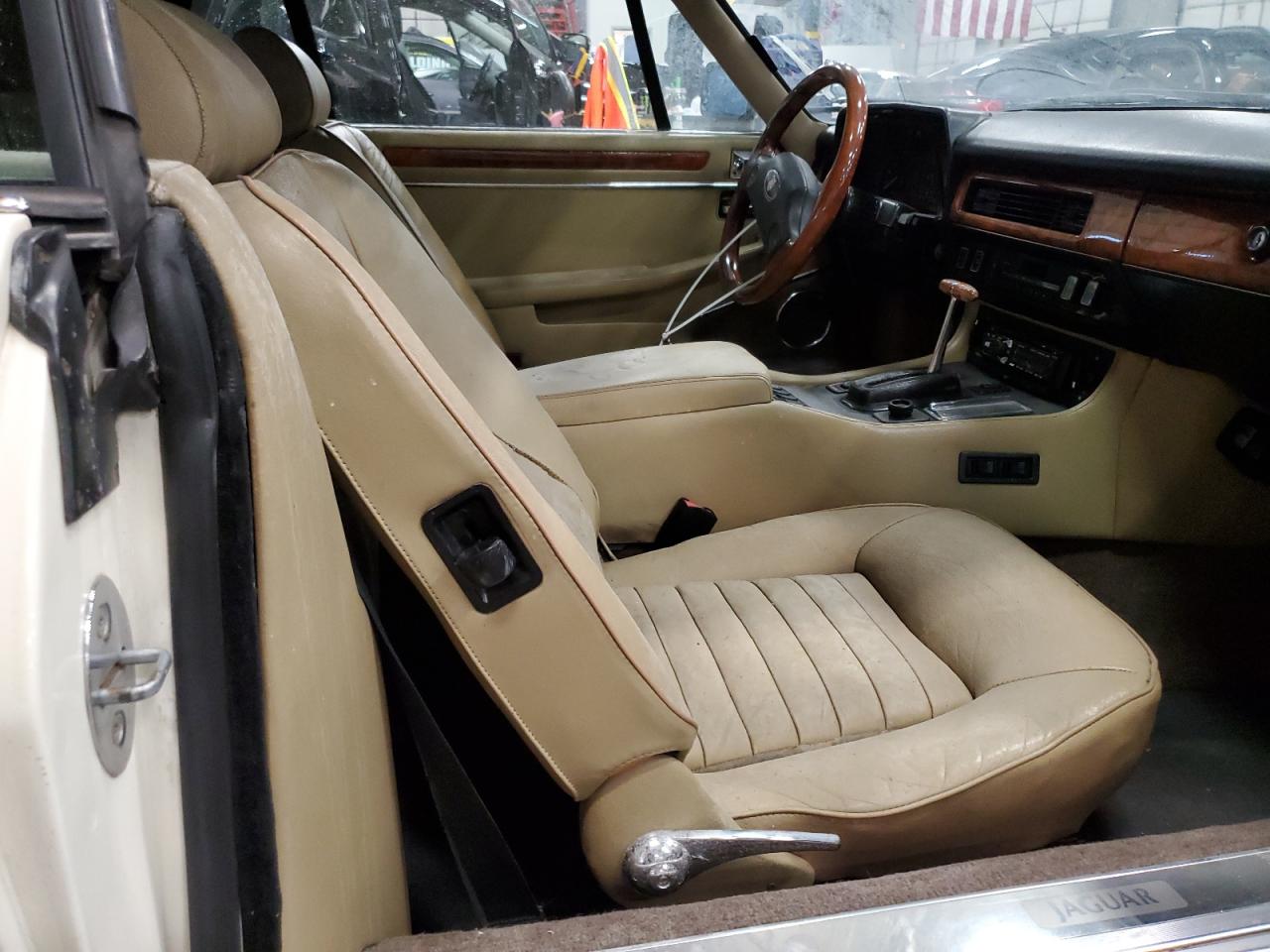 SAJNV5846JC140891 1988 Jaguar Xjs