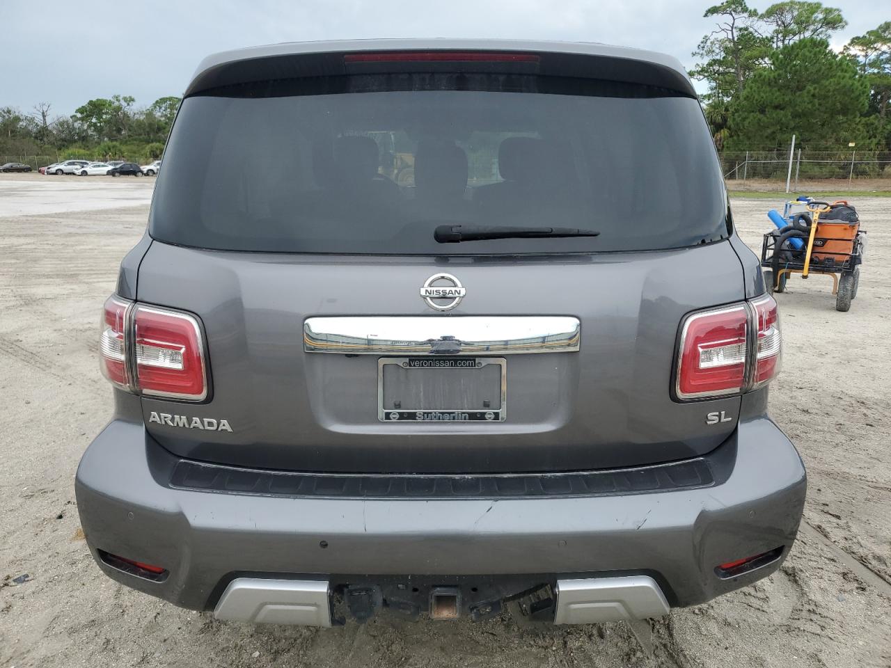 JN8AY2ND1JX002521 2018 Nissan Armada Sv