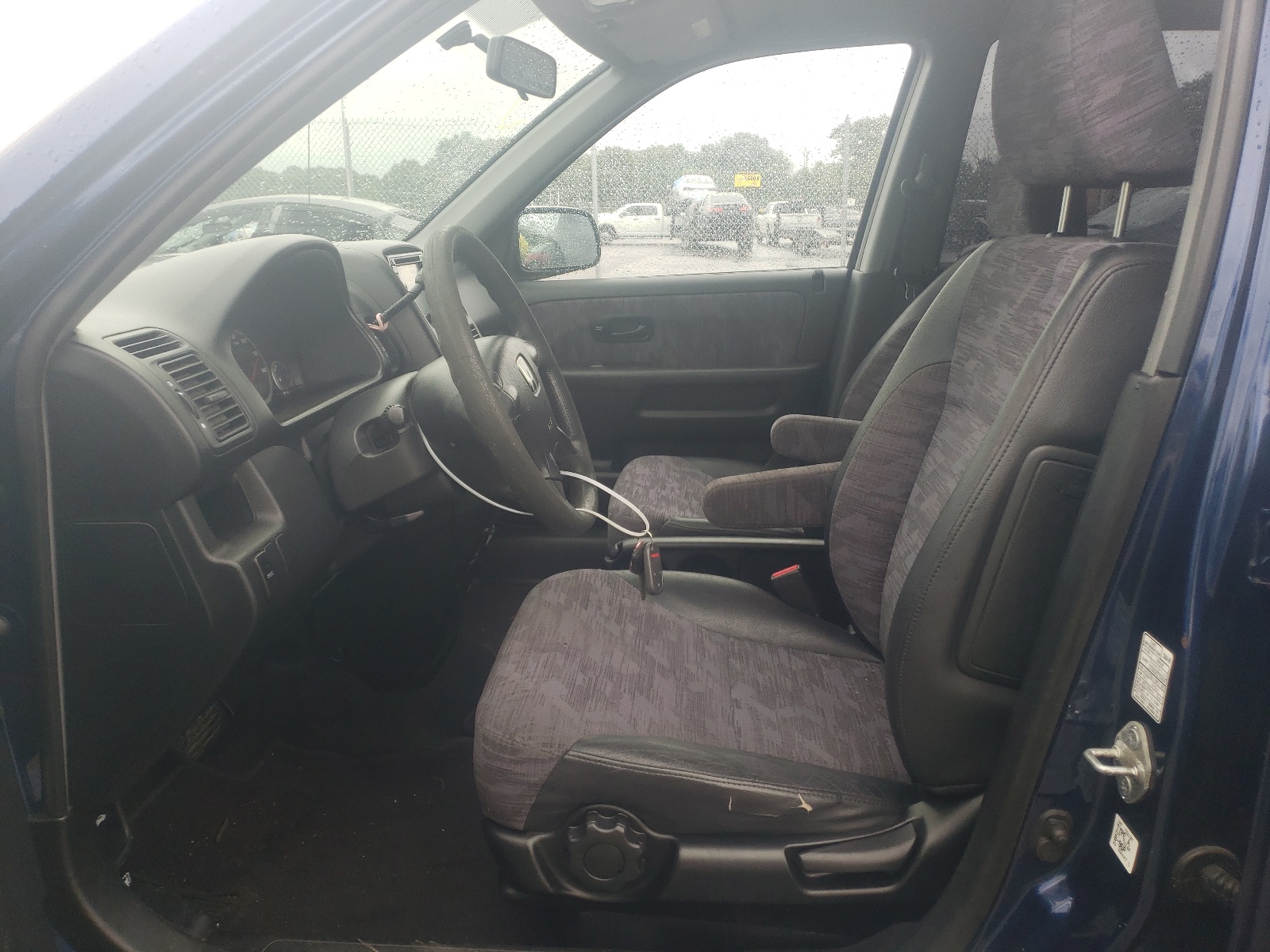 JHLRD78544C007562 2004 Honda Cr-V Lx