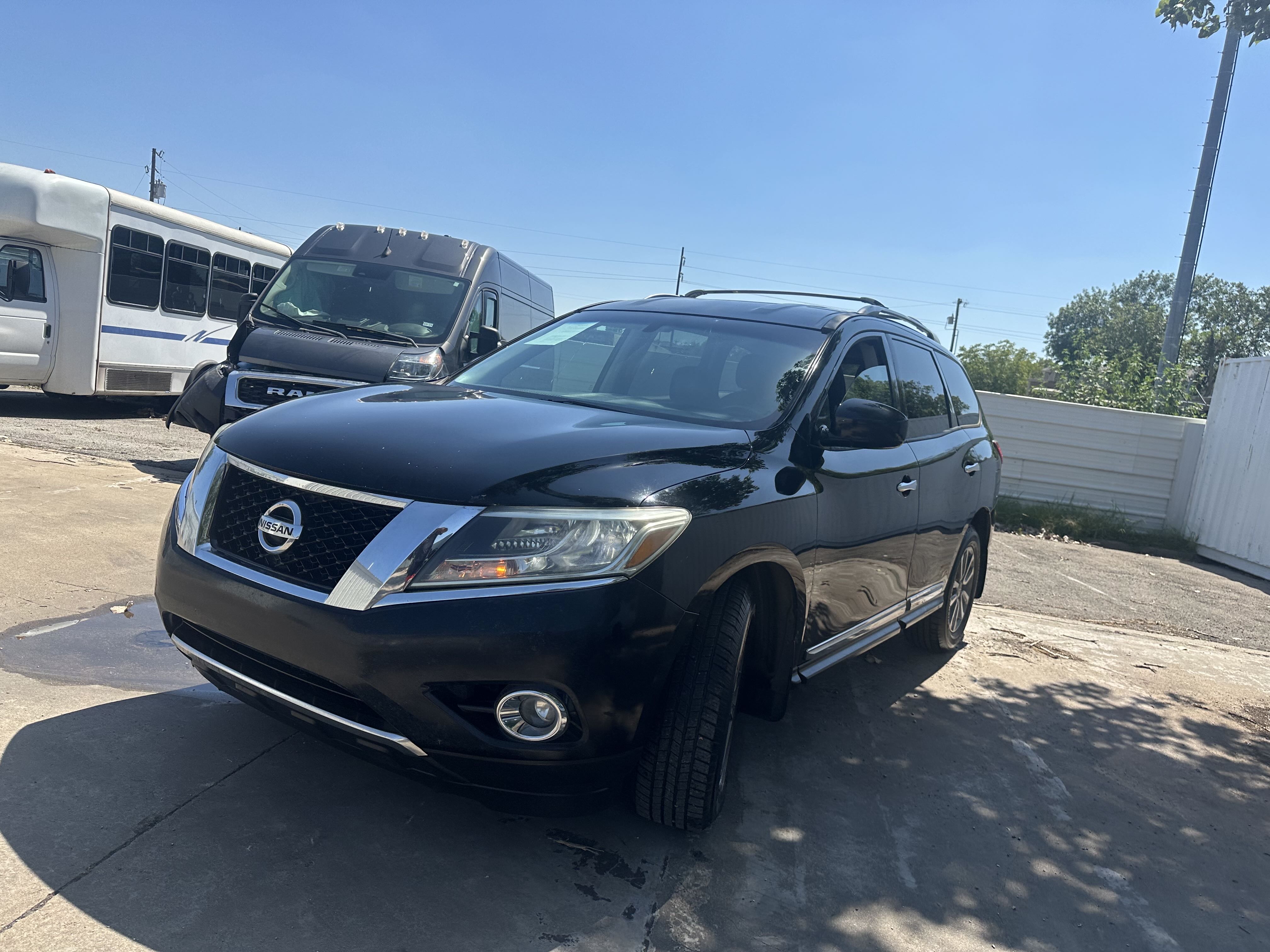 2013 Nissan Pathfinder S vin: 5N1AR2MN5DC617812