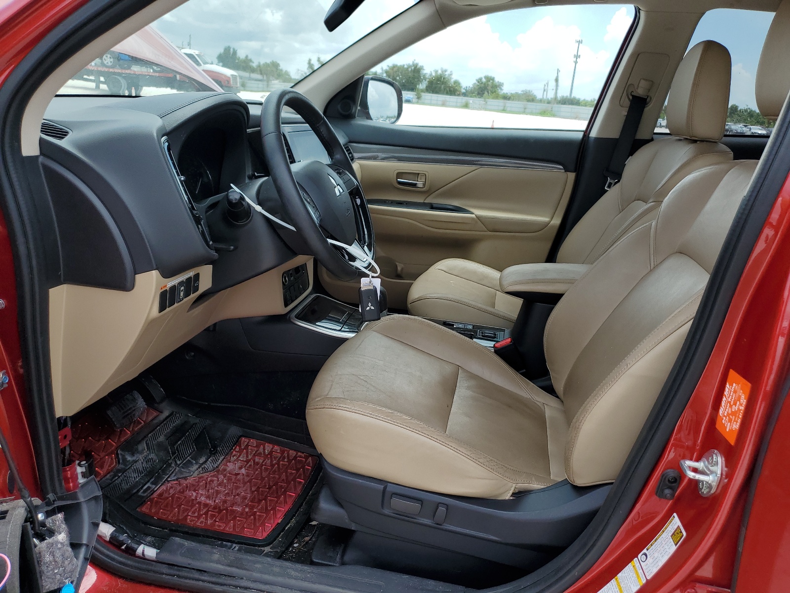 JA4AD3A35KZ047407 2019 Mitsubishi Outlander Se