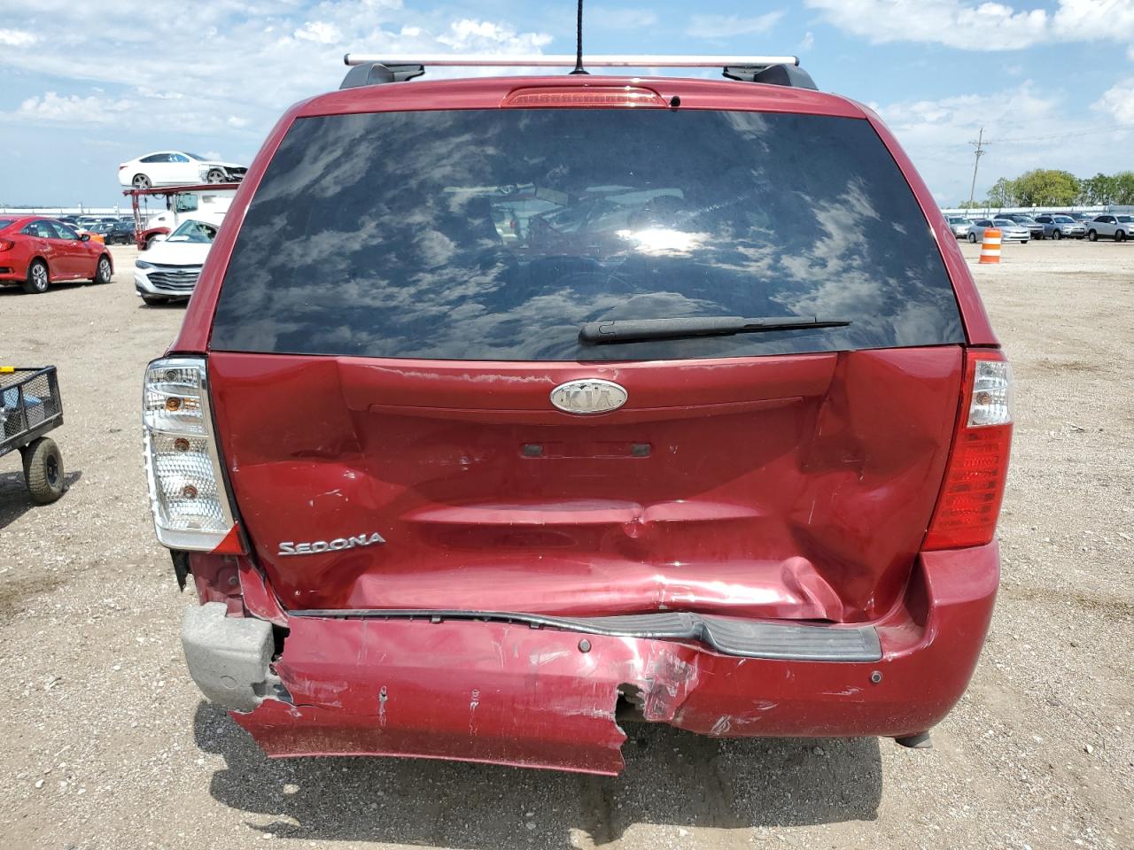 KNDMG4C38A6336486 2010 Kia Sedona Lx