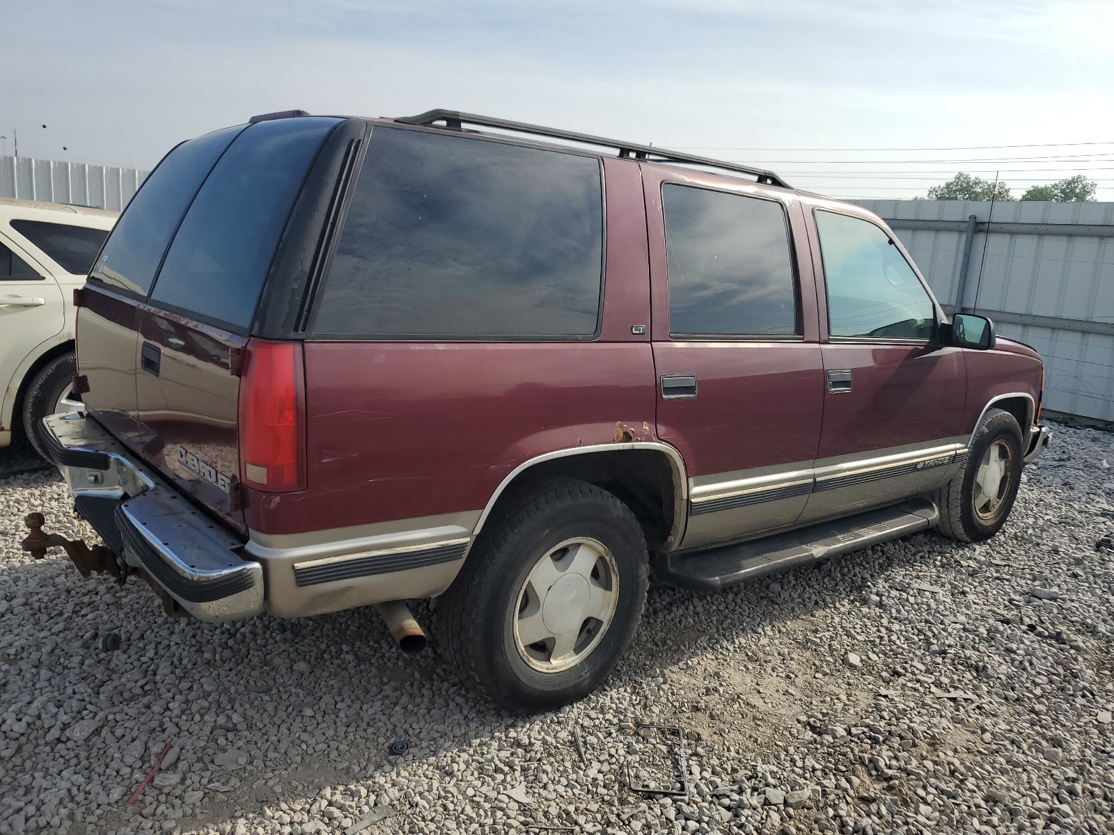 1GNEK13R3WJ341127 1998 Chevrolet Tahoe K1500