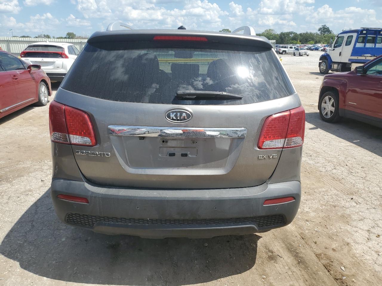 2011 Kia Sorento Ex VIN: 5XYKUDA20BG098075 Lot: 69379964