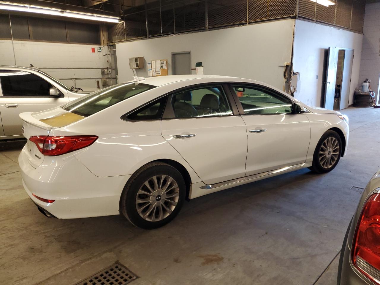 2015 Hyundai Sonata Sport VIN: 5NPE34AF2FH036405 Lot: 67423144