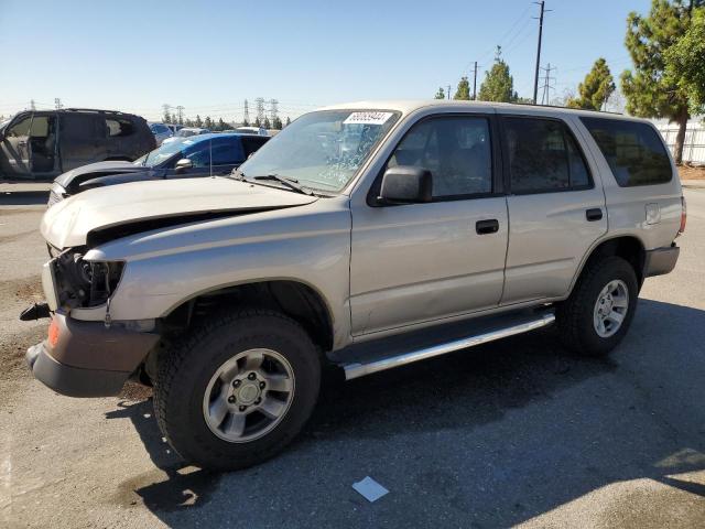 1998 Toyota 4Runner  na sprzedaż w Rancho Cucamonga, CA - Front End