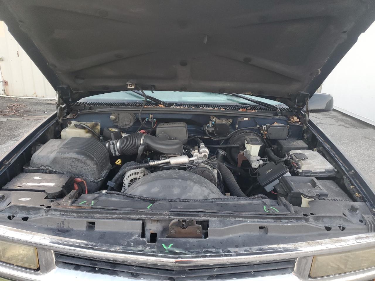 1996 Chevrolet Gmt-400 C1500 VIN: 2GCEC19R1T1237822 Lot: 68266454