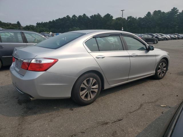 Sedans HONDA ACCORD 2014 Srebrny