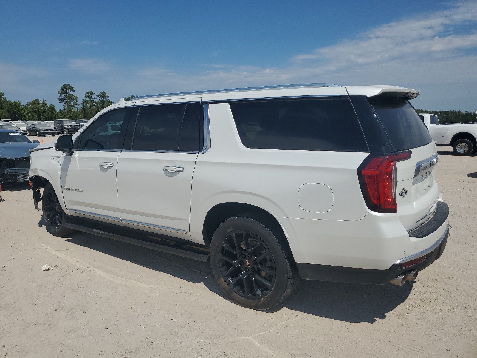 1GKS2JKL5NR326464 2022 GMC Yukon Xl Denali