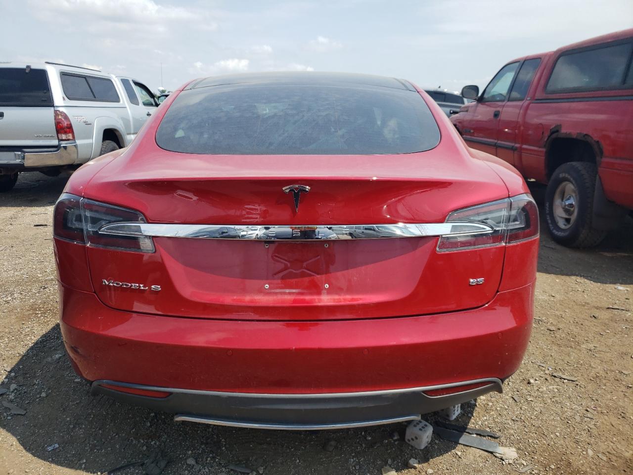 2014 Tesla Model S VIN: 5YJSA1H10EFP41895 Lot: 62005604