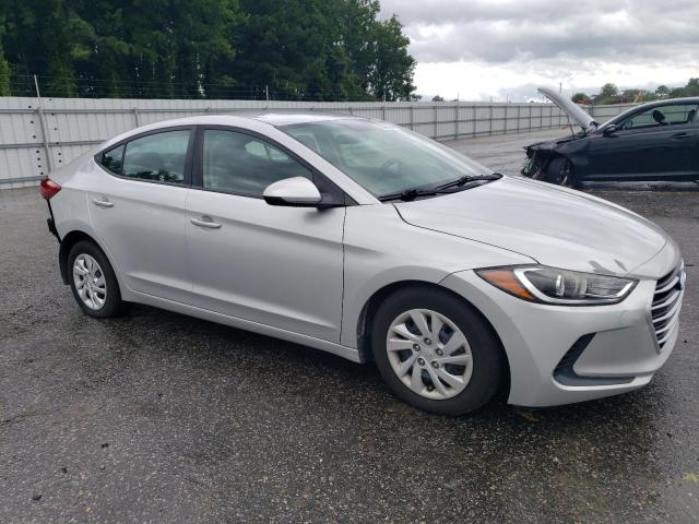  HYUNDAI ELANTRA 2018 Srebrny