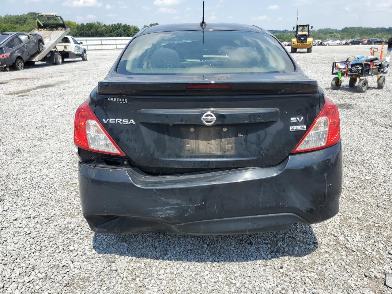 3N1CN7AP6KL818490 2019 Nissan Versa S