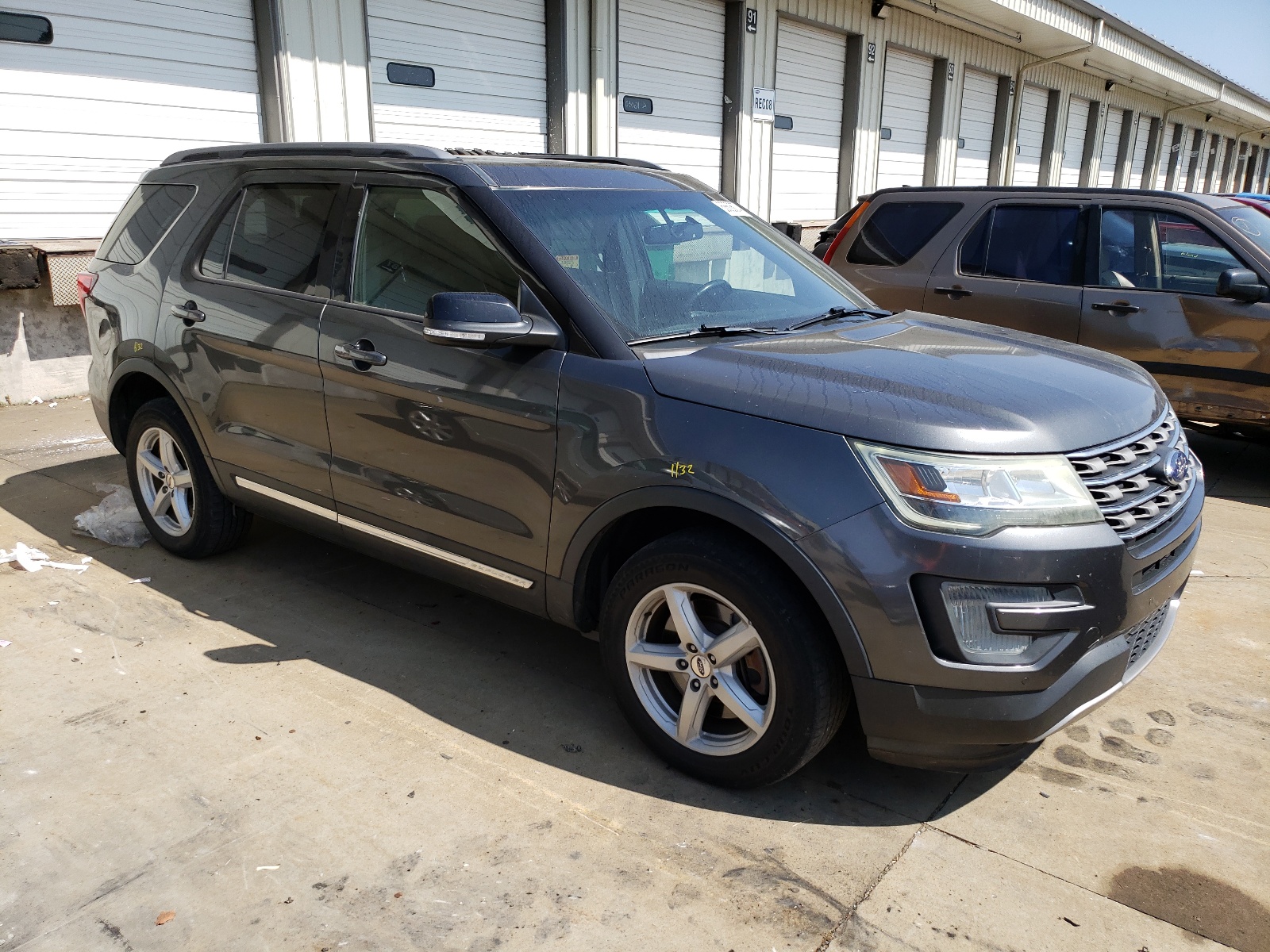 1FM5K8D82HGB05409 2017 Ford Explorer Xlt