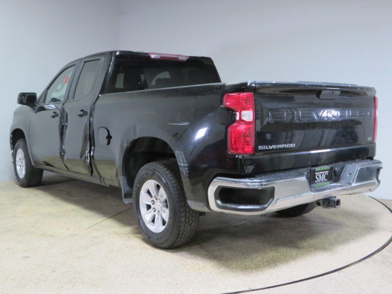 2019 Chevrolet Silverado - Image 4