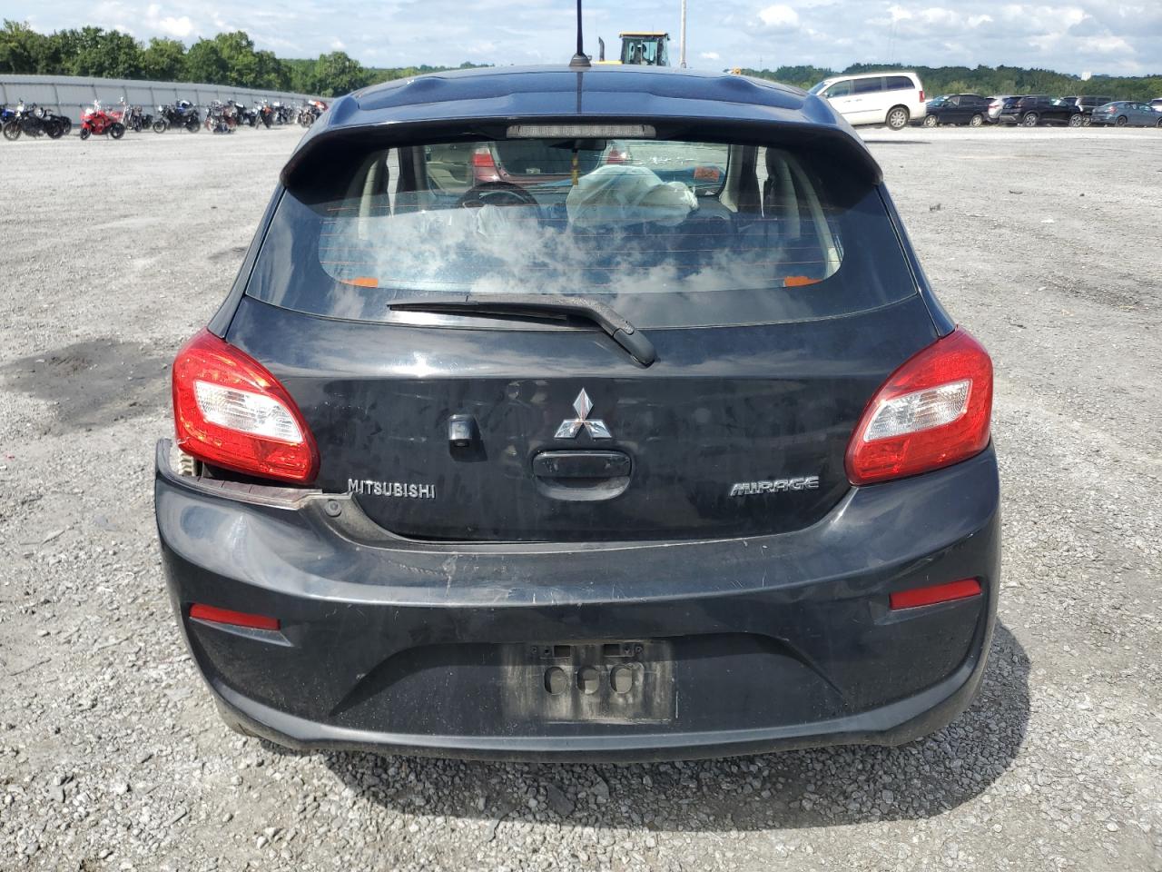 ML32A3HJ2JH011561 2018 Mitsubishi Mirage Es