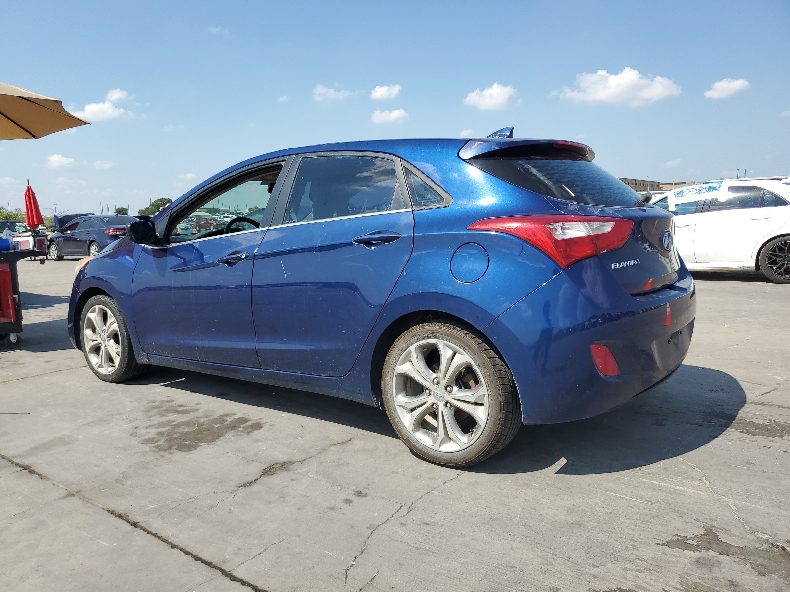 2013 Hyundai Elantra Gt vin: KMHD35LE6DU082517