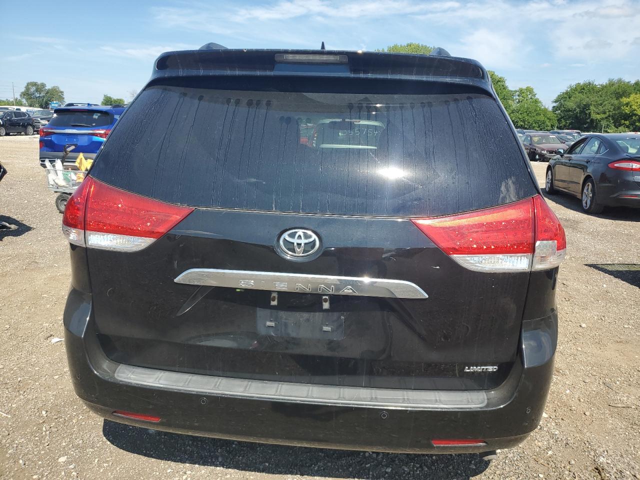 2013 Toyota Sienna Xle VIN: 5TDYK3DC1DS367253 Lot: 65940654