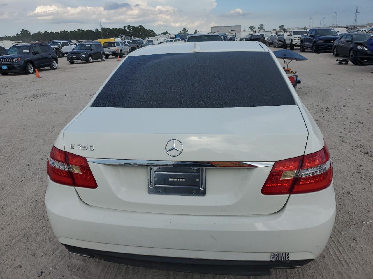 WDDHF5KBXCA660113 2012 Mercedes-Benz E 350