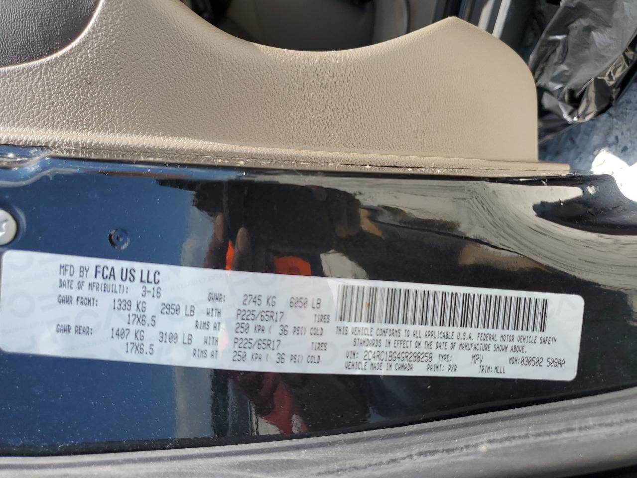 2016 Chrysler Town & Country Touring VIN: 2C4RC1BG4GR298258 Lot: 66241844