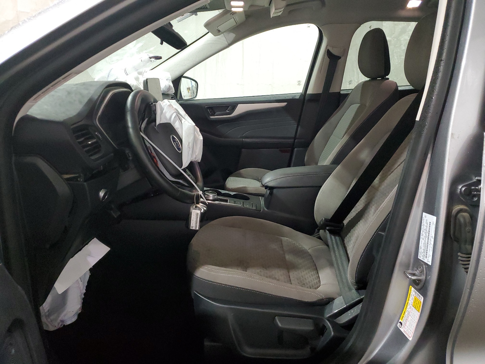 1FMCU9G62NUB63907 2022 Ford Escape Se