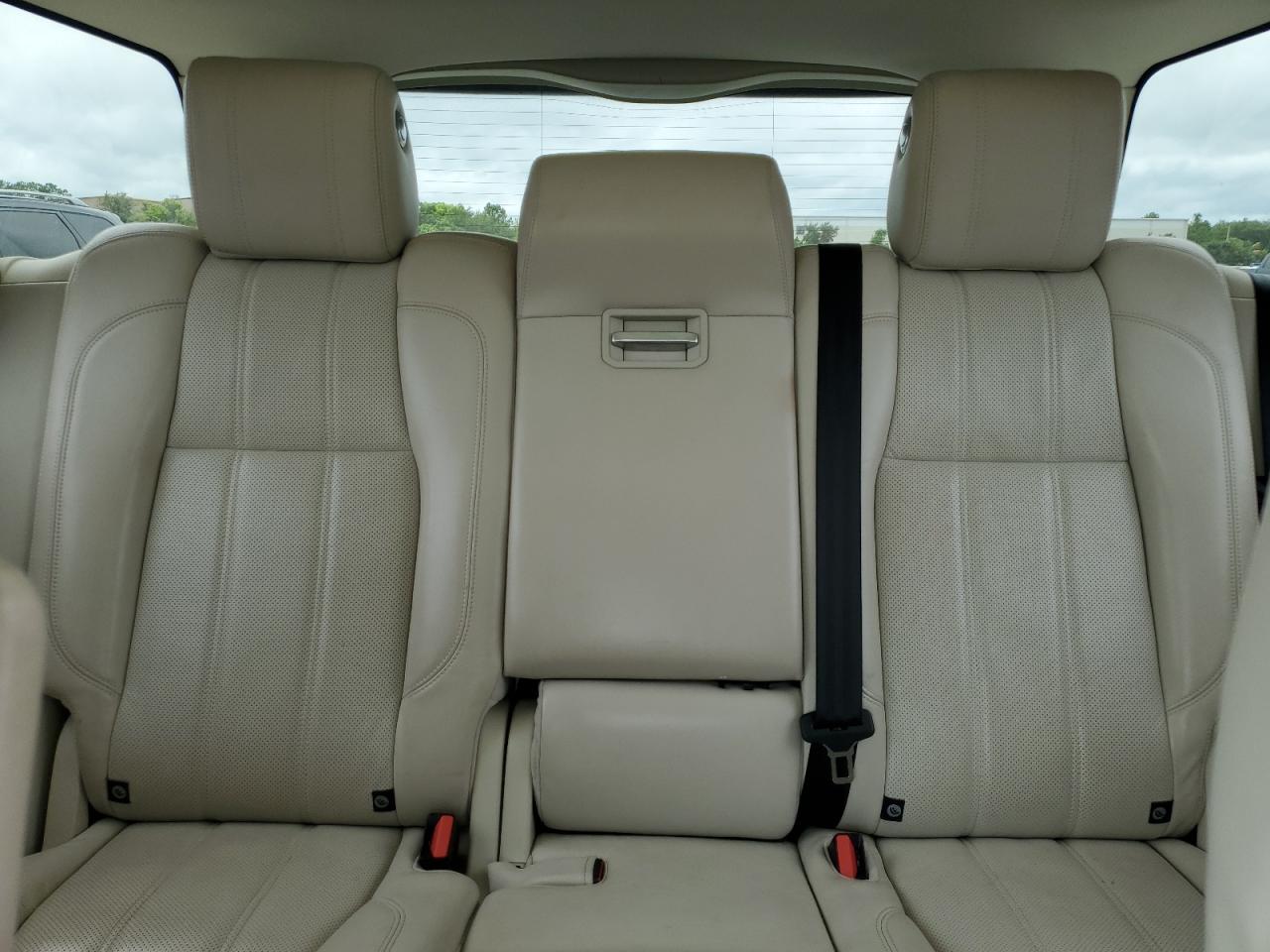 2015 Land Rover Range Rover Hse VIN: SALGS2VF4FA206077 Lot: 65810524