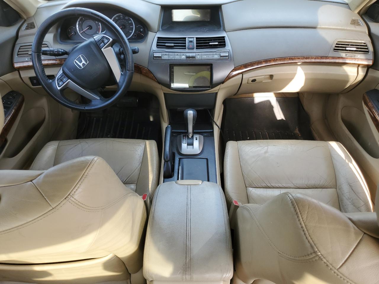 2009 Honda Accord - Image 8
