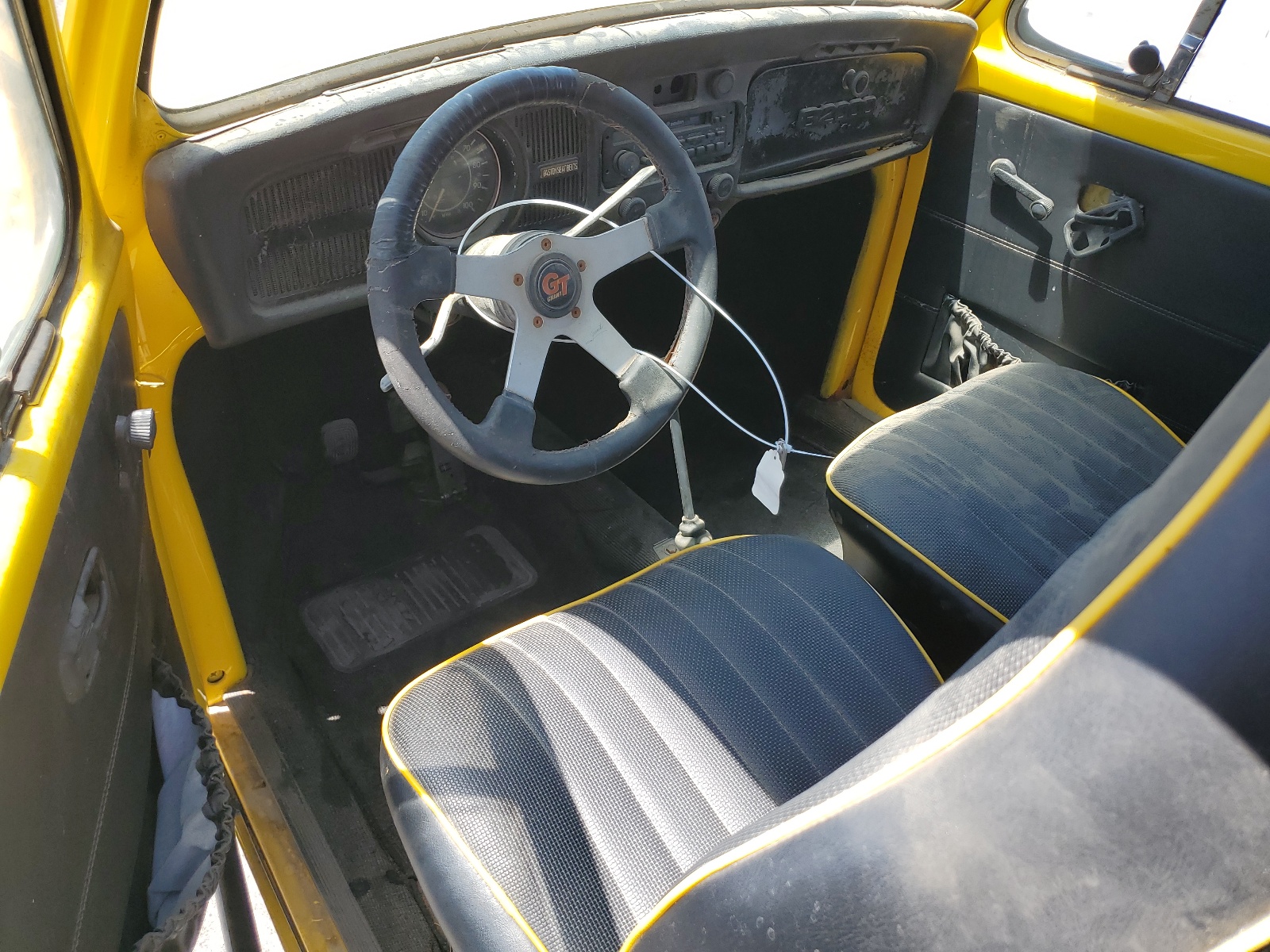 1132027012 1973 Volkswagen Beetle