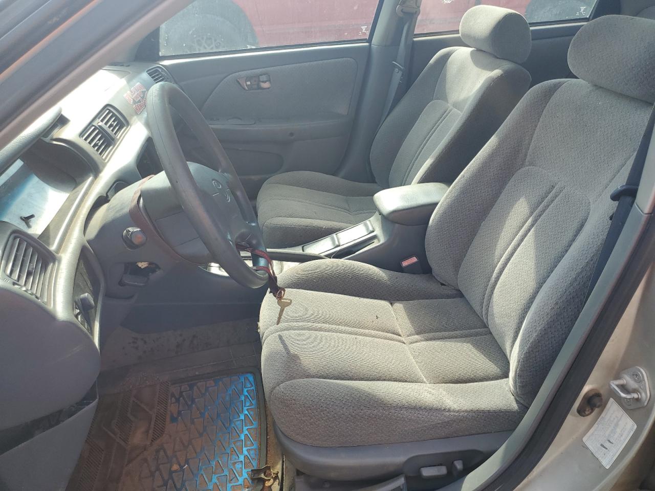 2000 Toyota Camry Ce VIN: 4T1BG22K1YU695622 Lot: 68388214