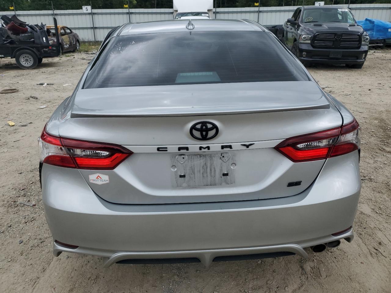 4T1G11AK1MU484174 2021 Toyota Camry Se