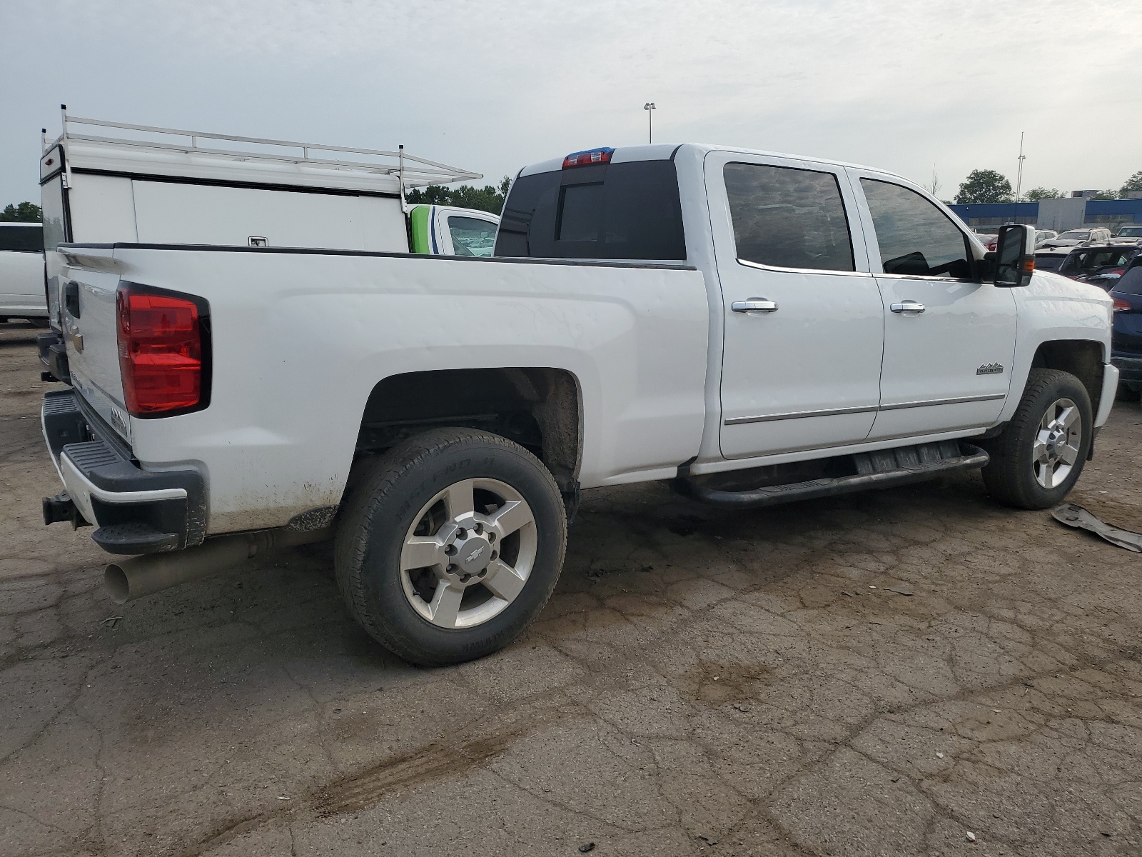 2017 Chevrolet Silverado K2500 High Country vin: 1GC1KXEY4HF194739