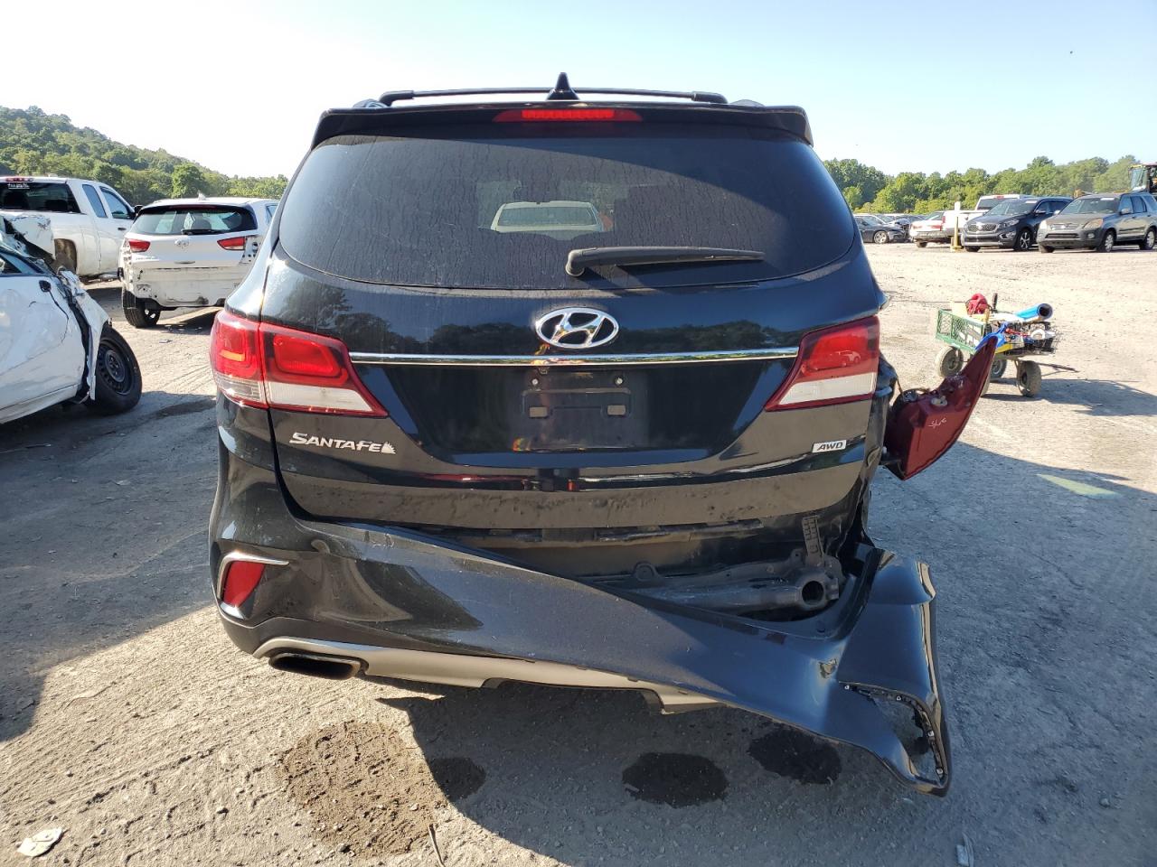 KM8SMDHF6HU191341 2017 Hyundai Santa Fe Se