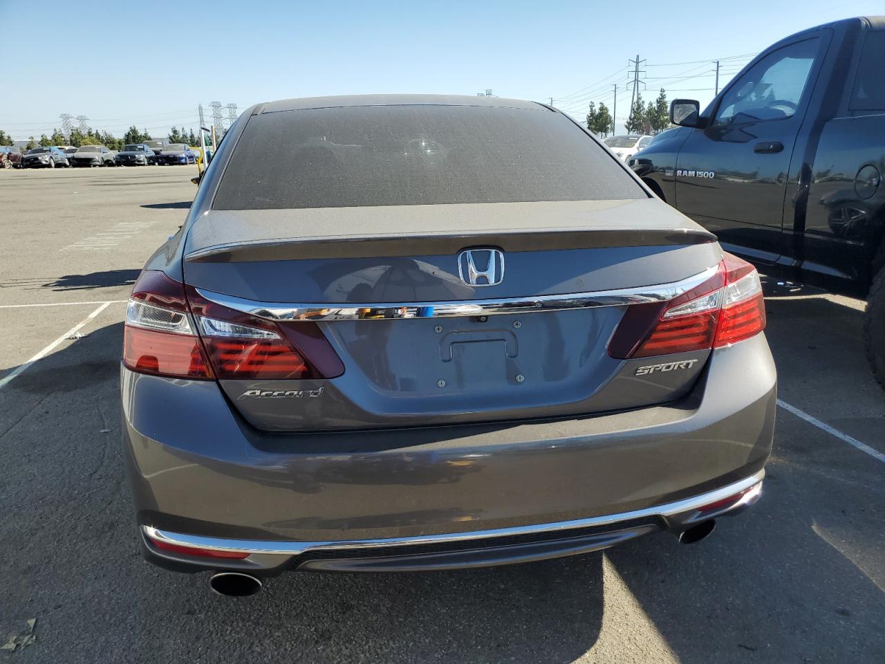 1HGCR2F56HA043735 2017 Honda Accord Sport