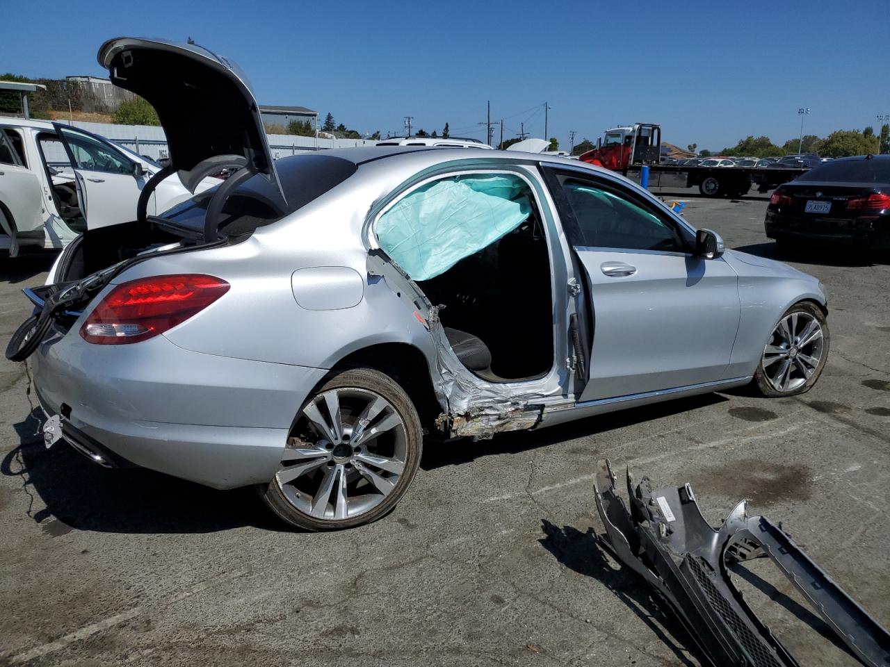 VIN 55SWF4KB1FU037307 2015 MERCEDES-BENZ C-CLASS no.3