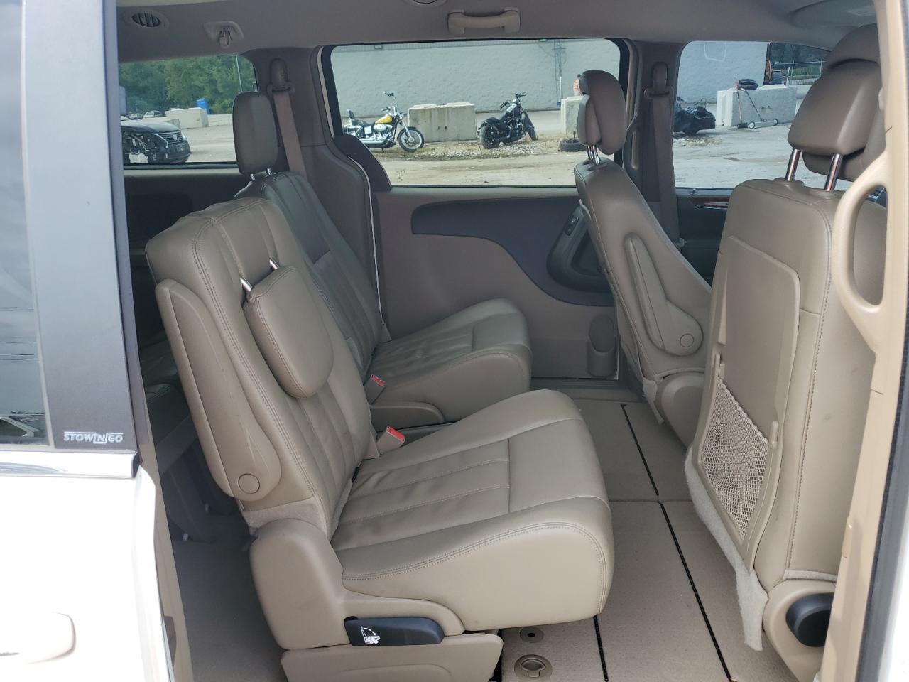 2013 Chrysler Town & Country Touring VIN: 2C4RC1BG1DR650725 Lot: 66379094