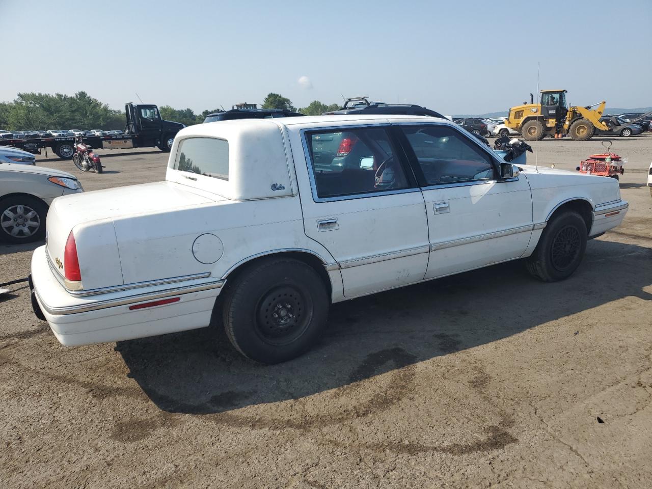 1993 Chrysler New Yorker C-Body Salon VIN: 1C3XC66R7PD157692 Lot: 65944564