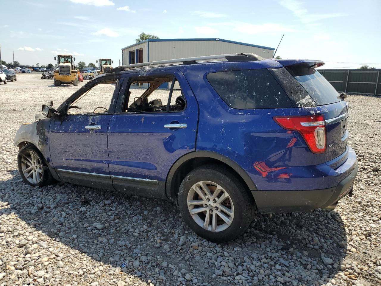 2015 Ford Explorer - Image 2