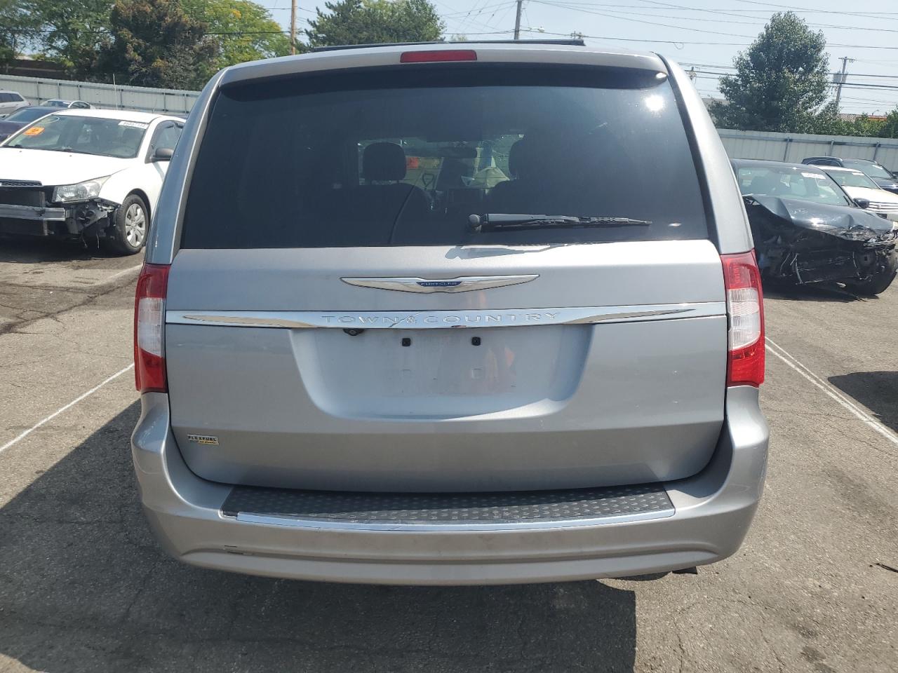 2C4RC1BG3ER157730 2014 Chrysler Town & Country Touring