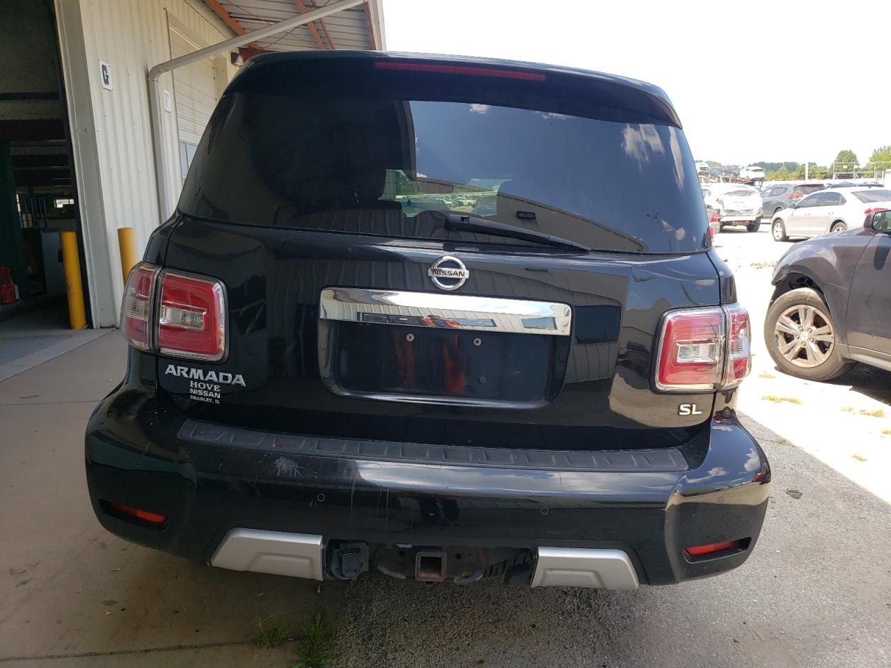 JN8AY2ND1J9054428 2018 Nissan Armada Sv