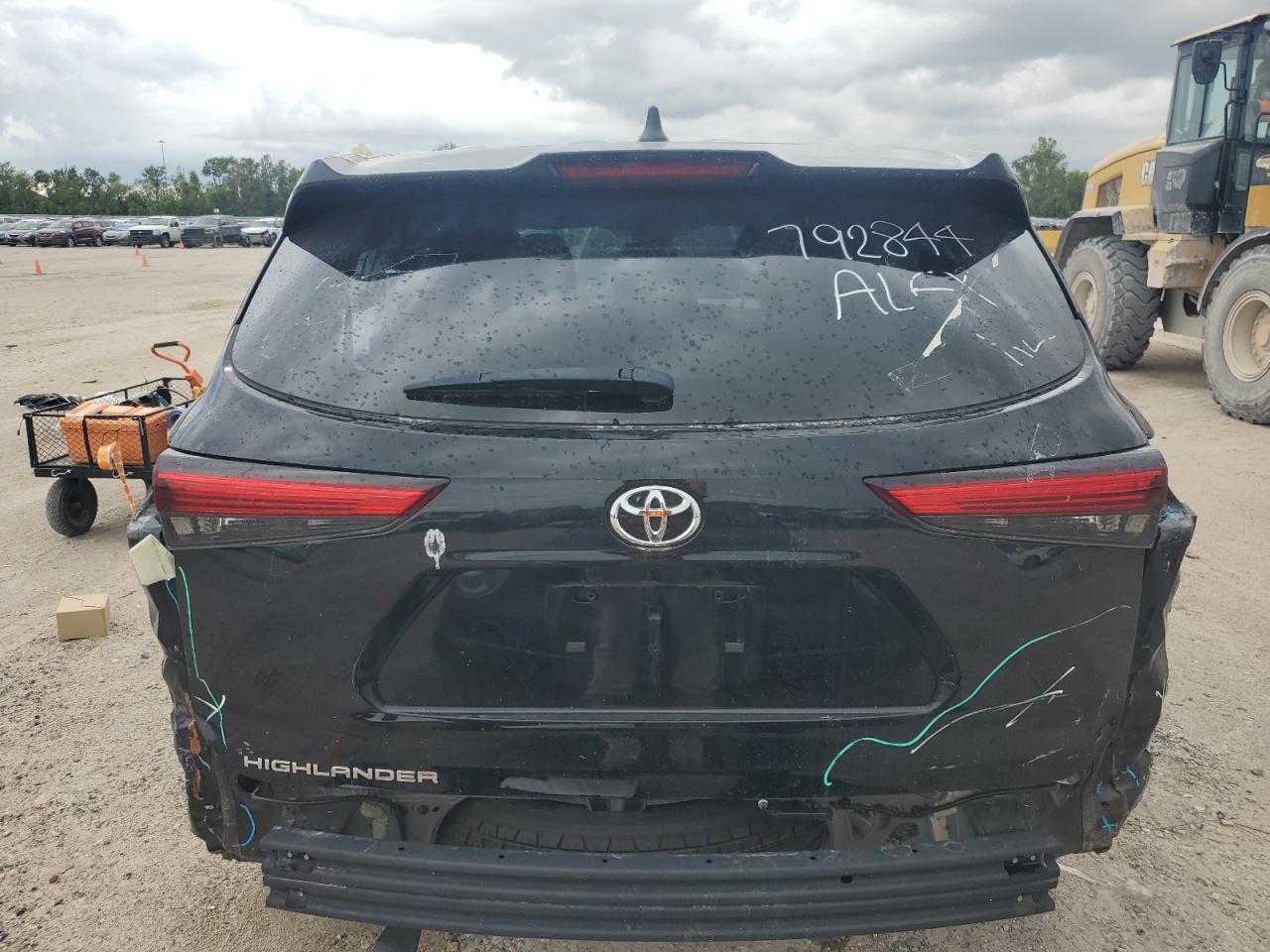 2022 Toyota Highlander L VIN: 5TDCZRAH1NS553689 Lot: 67671884