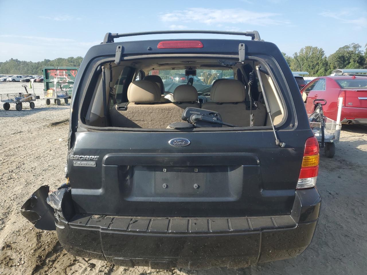 2005 Ford Escape Limited VIN: 1FMYU04185KA78981 Lot: 67216924