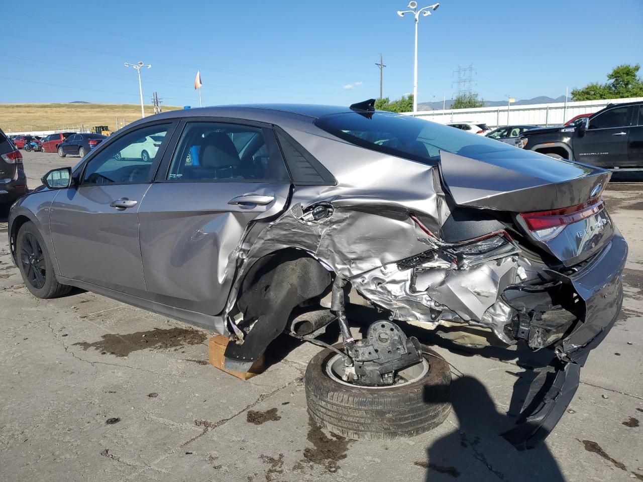 KMHLM4AG6PU499213 2023 HYUNDAI ELANTRA - Image 2