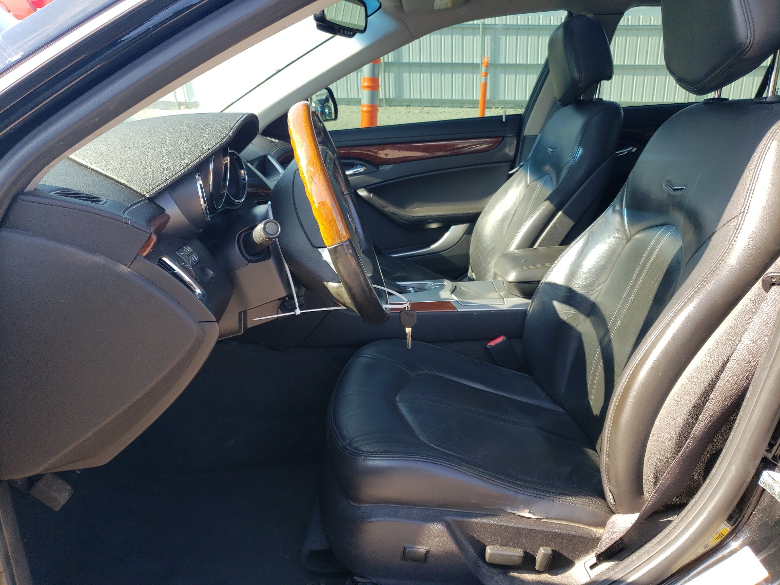 1G6DH5EG8A0111915 2010 Cadillac Cts Luxury Collection