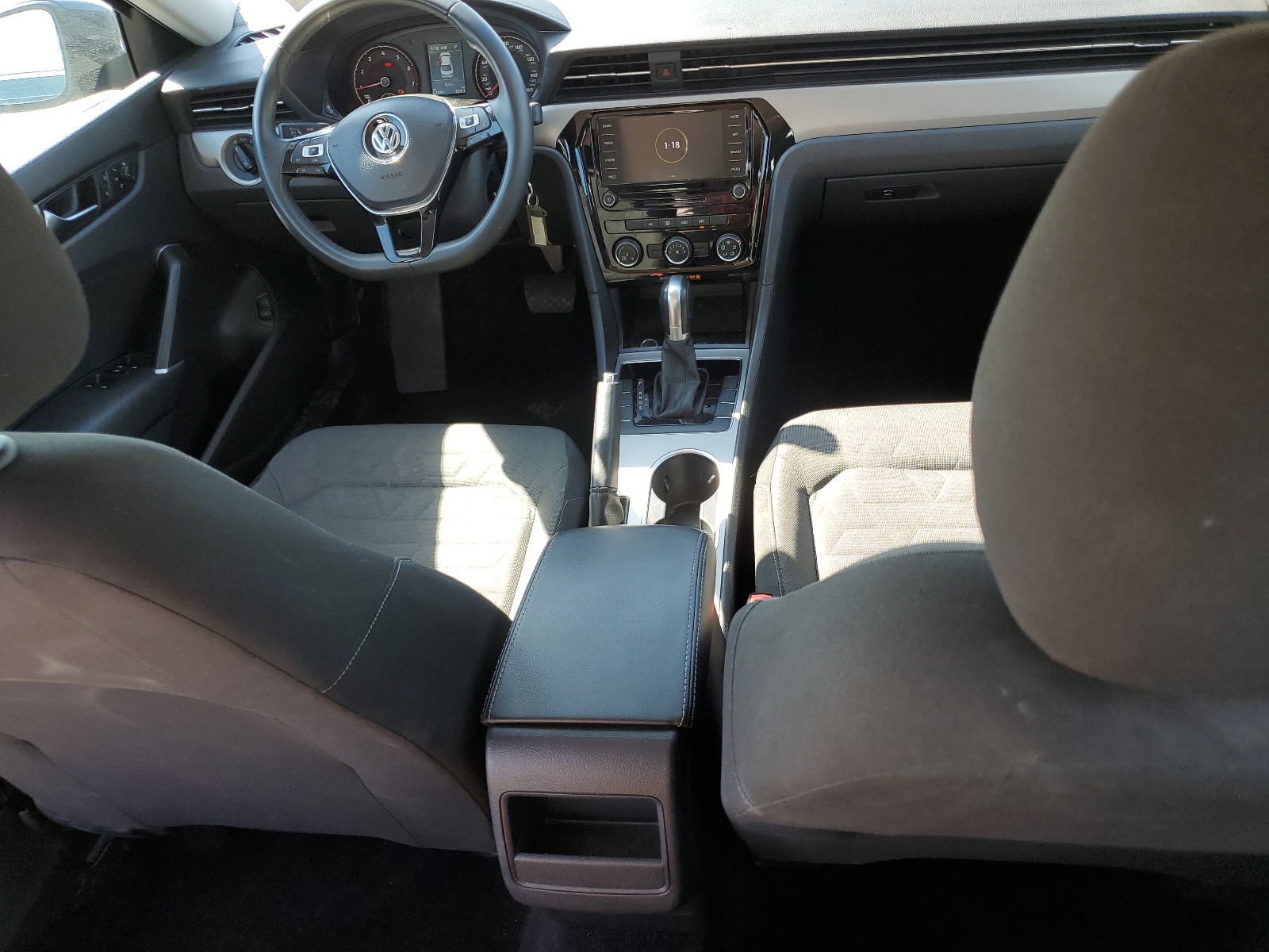 1VWAA7A3XMC002360 2021 Volkswagen Passat S